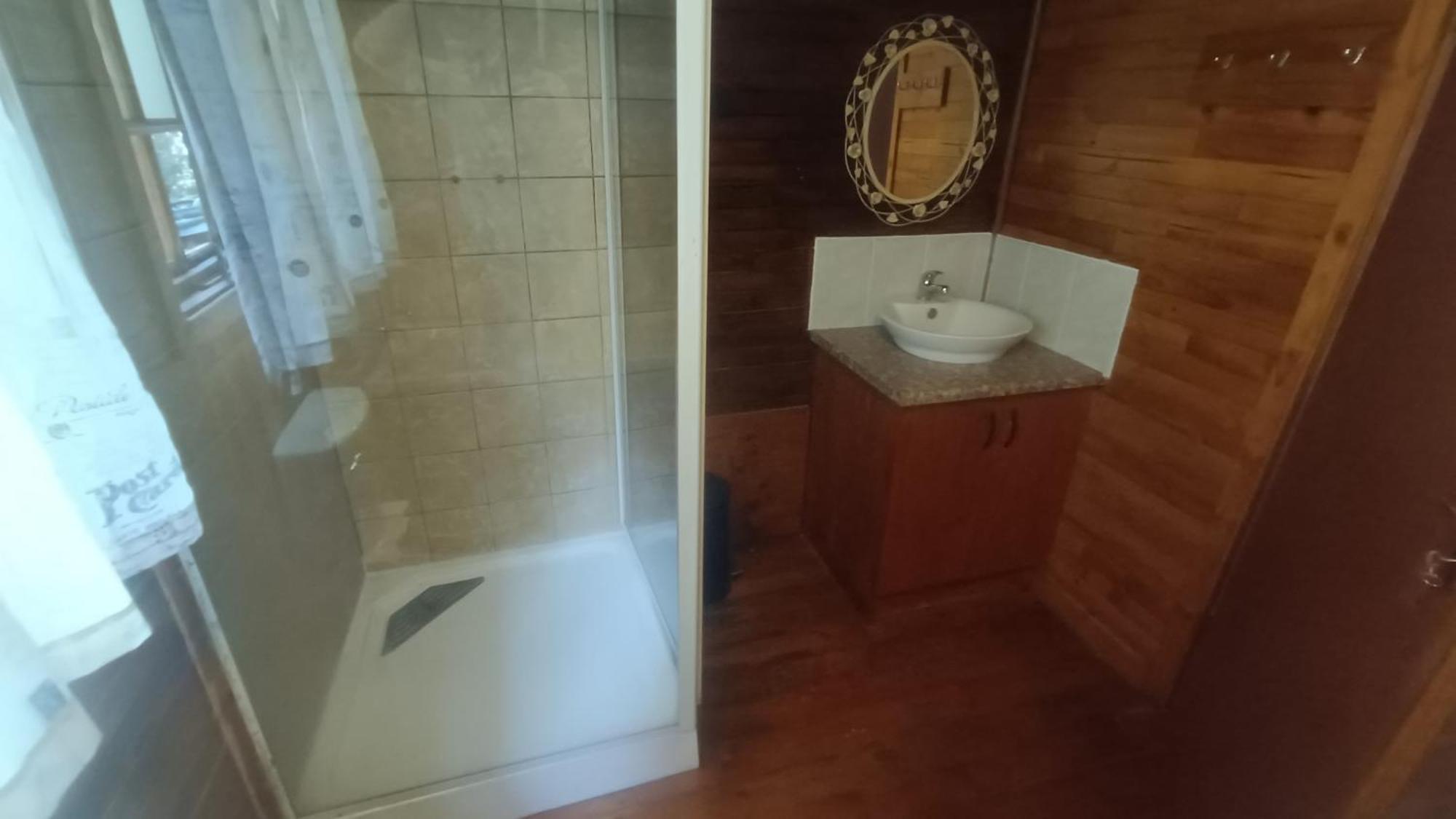 Koinonia Bush Lodge Hartbeespoort Esterno foto